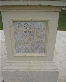 The Coronation Lamp Memorial - Tourism TAS 2