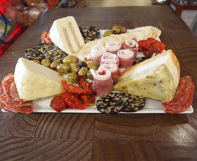 Knights Meats And Deli - Tourism TAS 1