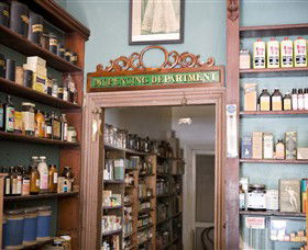 Dow's Pharmacy - Tourism TAS 2