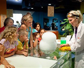 Questacon â€“ The National Science And Technology Centre - Tourism TAS 0