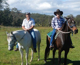 Chapman Valley Horse Riding - Tourism TAS 3