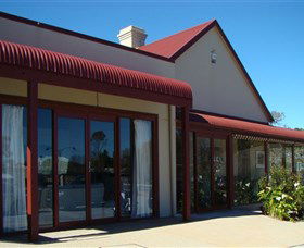 Ben Roberts Cafe And Gallery - Tourism TAS 2