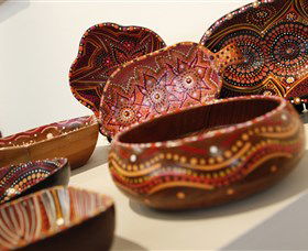Maalinup Aboriginal Gallery - Tourism TAS 1