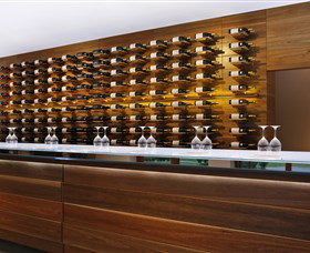 Oakvale Wines - Tourism TAS 2