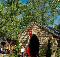 Stonehurst Cedar Creek Vineyard - Tourism TAS