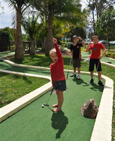 Hunter Valley Aqua Golf And Putt Putt - Tourism TAS 0