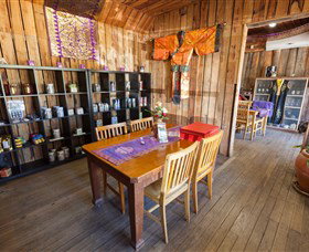 Robyn Drayton Wines - Tourism TAS 3