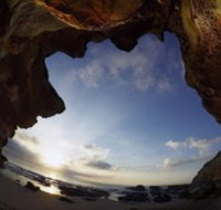 Caves Beach