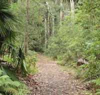 Lake walking track - Tourism TAS
