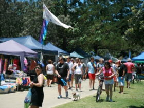 Burleigh Art And Craft Markets - Hobart Tourism 0