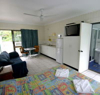 Tropical Palms Inn - Tourism TAS