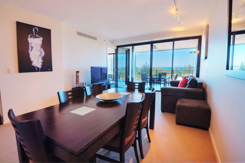 Ultra Broadbeach - Tourism TAS 5