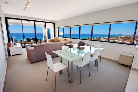 Ultra Broadbeach - Tourism TAS 10