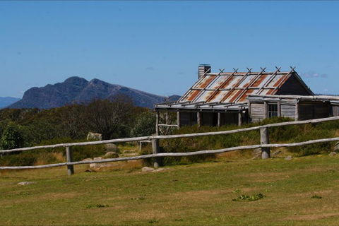 Australis 4WD Adventures - Tourism TAS 3