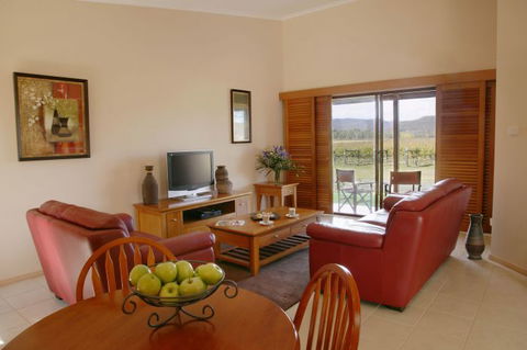 Nightingale Wines Luxury Villas - Tourism TAS 1