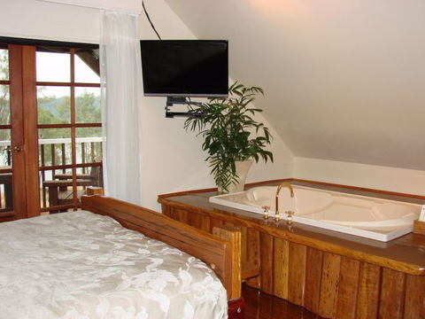 Clarence River Bed And Breakfast - Hobart Tourism 0