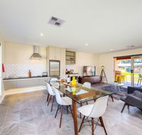 Howlong Golf Resort - Hobart Tourism