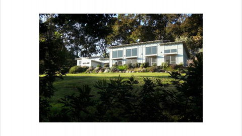 Tilba Coastal Retreat - Tourism TAS 6