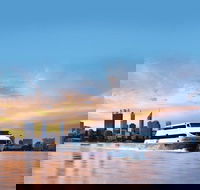 Perth Swan River Dinner Cruise - Hobart Tourism