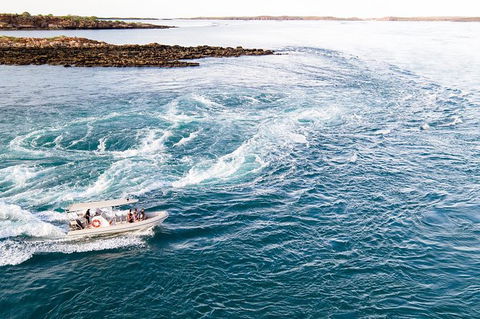 Giant Tides Tour - Cape Leveque & Cygnet Bay - Tourism TAS 3