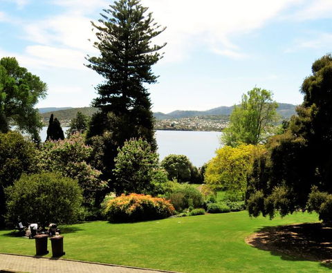 Hobart Half-Day Sightseeing Coach Tram Tour - Hobart Tourism 6