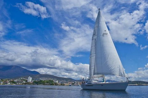 Half-Day Sailing On The Derwent River From Hobart - Tourism TAS 0