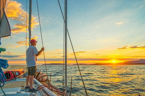 Half-Day Sailing On The Derwent River From Hobart - Tourism TAS 6