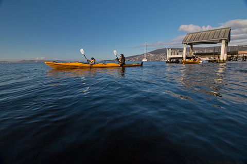 Hobart Kayak Tour - Tourism TAS 4