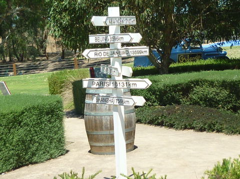 Adelaide Super Saver: Adelaide City Sightseeing Tour Plus Barossa Valley And Hahndorf Tour - Tourism TAS 4
