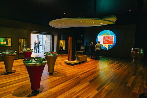 Australian Wine Discovery Tour With Tastings - Tourism TAS 4