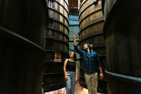 A Day Of Decadence At D'Arenberg - Tourism TAS 1