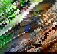 Hartley's Crocodile Adventures and Tjapukai Cultural Park Day Trip from Cairns - Tourism TAS