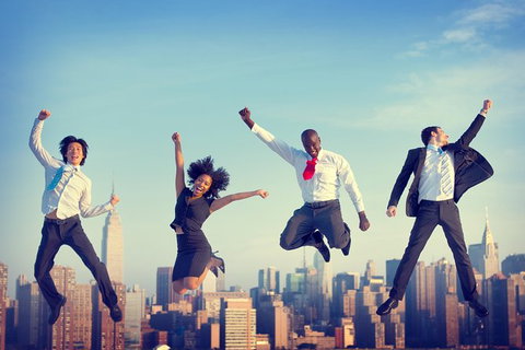 Luxury Movie World Transfers To And From Brisbane CBD Hotel For Up To 4 Ppl - Tourism TAS 0