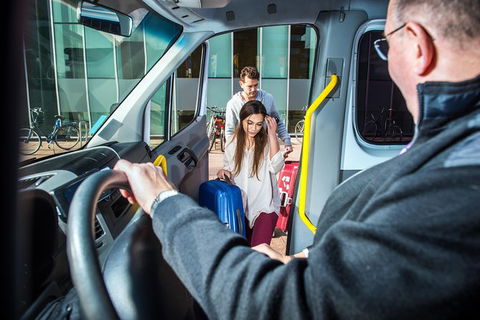 Cairns Airport (CNS) Departure Transfer (Port Douglas Hotels To Cairns Airport) - Tourism TAS 6