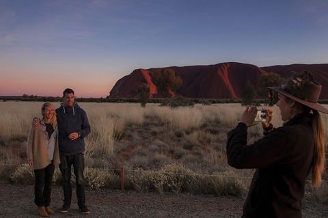 Highlights Of Uluru Including Sunrise And Breakfast - Hobart Tourism 1