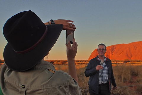 Small Group Uluru Sunset Viewing Tour - Hobart Tourism 3