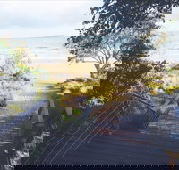 Canoe Point Beach and Parklands - Tourism TAS