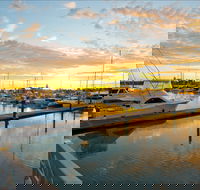 Gladstone - Hobart Tourism