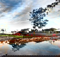 Savannah Visitor Plaza Taronga Western Plains Zoo Dubbo - Hobart Tourism