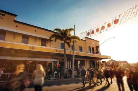 Caxton Street - Hobart Tourism 2