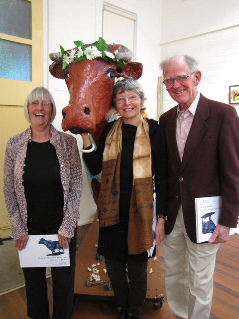 Daisy The Decorated Dairy Cow - Tourism TAS 2