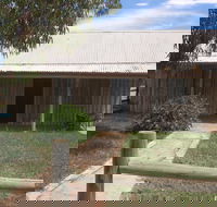 Early Settlers Cottage Solly's Hut - Hobart Tourism