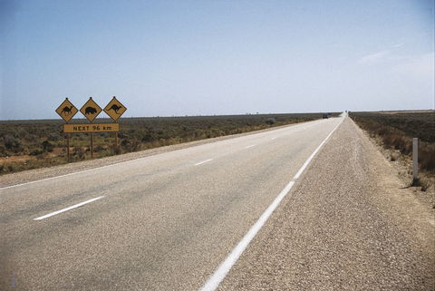 Eyre Highway - Tourism TAS 0