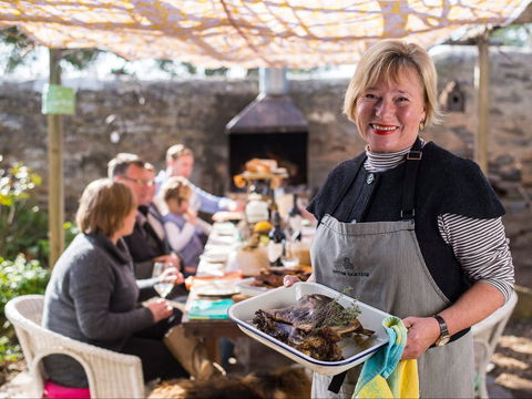 Hutton Vale Farm - Hobart Tourism 0