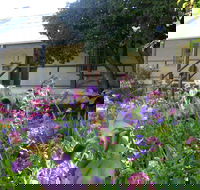 Raglan Gallery And Cultural Centre - Tourism TAS