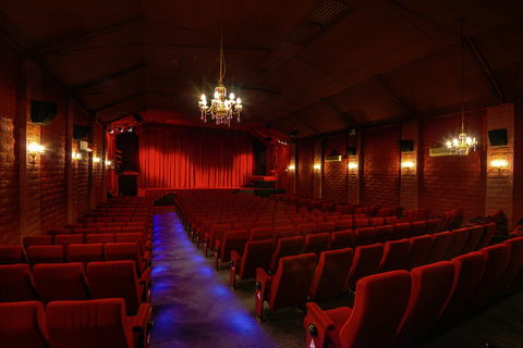 Avoca Beach Picture Theatre - Tourism TAS 1