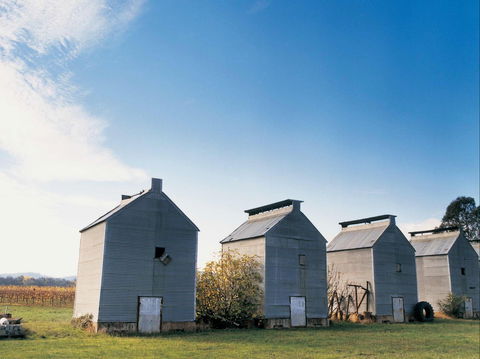 Myrtleford To Porepunkah 24km - Hobart Tourism 0