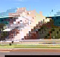 Old Gentleman's Club - Hobart Tourism