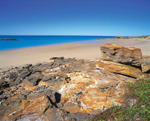 Reddell Beach - Hobart Tourism 0