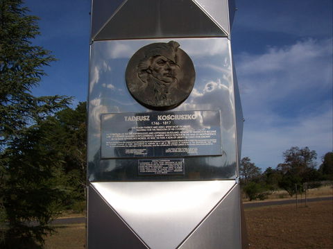 Tadeusz Kosciuszko Monument - Tourism TAS 1